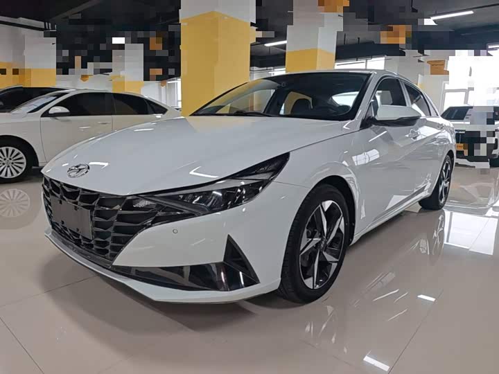 Hyundai Elantra 2022, фото 1