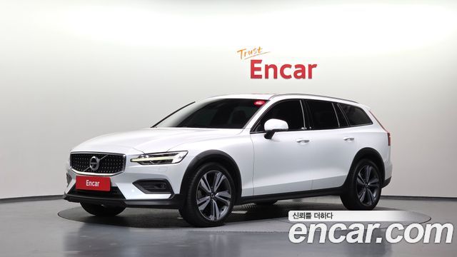 Volvo V60 2020