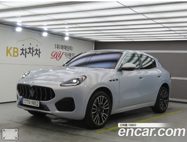 Maserati Grecale 2023