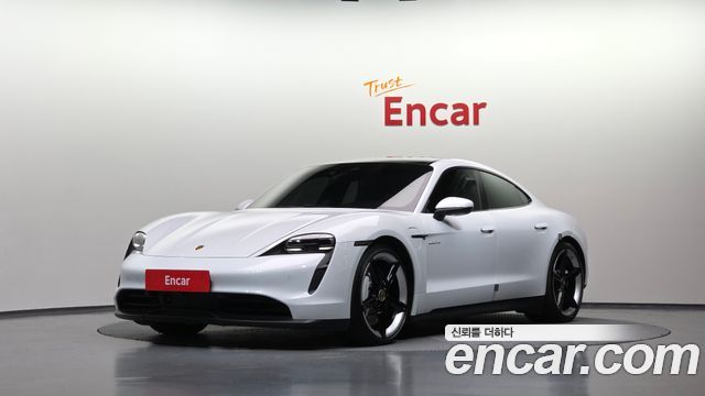 Porsche Taycan 2024