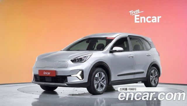 Kia Niro Plus 2023