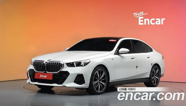BMW 5 Series 2025
