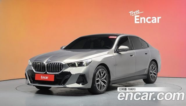 BMW 5 Series 2025
