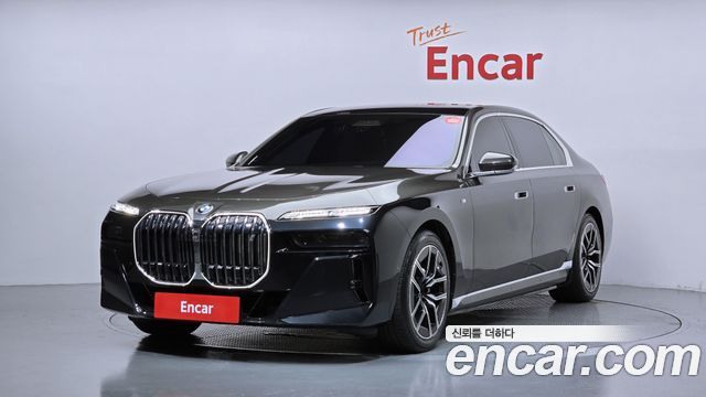 BMW 7 Series 2024