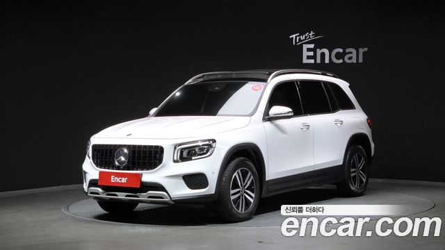 Mercedes-Benz GLB 2021