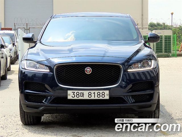 Jaguar F-PACE 2018