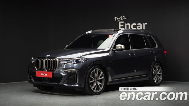 BMW X7 2021