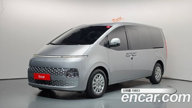 Hyundai Staria 2025