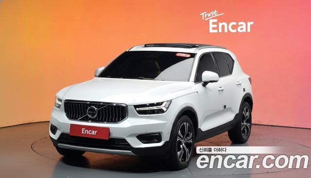 Volvo XC40 2021