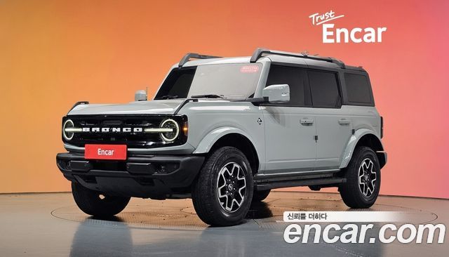 Ford Bronco 2022