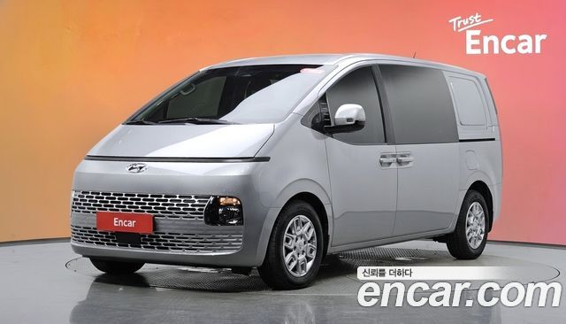 Hyundai Staria 2022