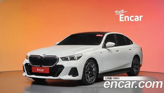 BMW 5 Series 2025