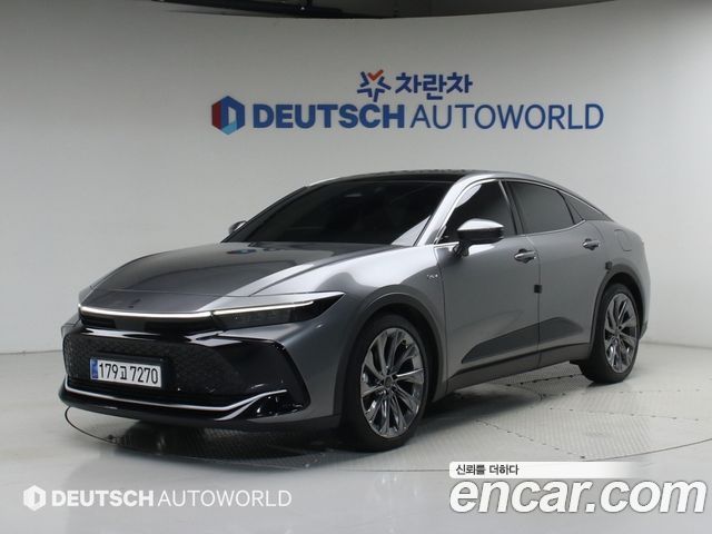 Toyota Crown 2024
