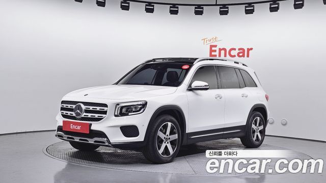 Mercedes-Benz GLB 2021