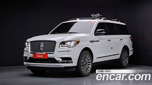 Lincoln Navigator 2021