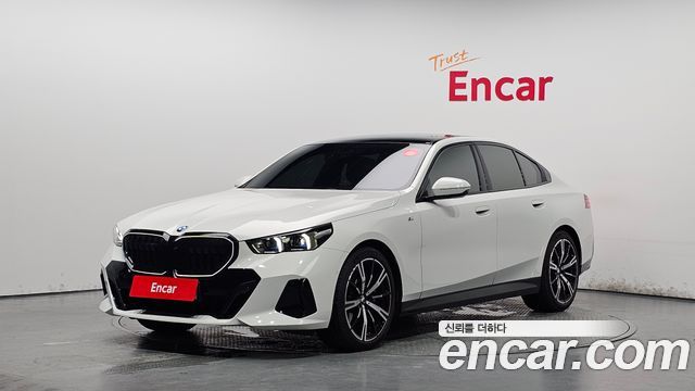 BMW 5 Series 2025