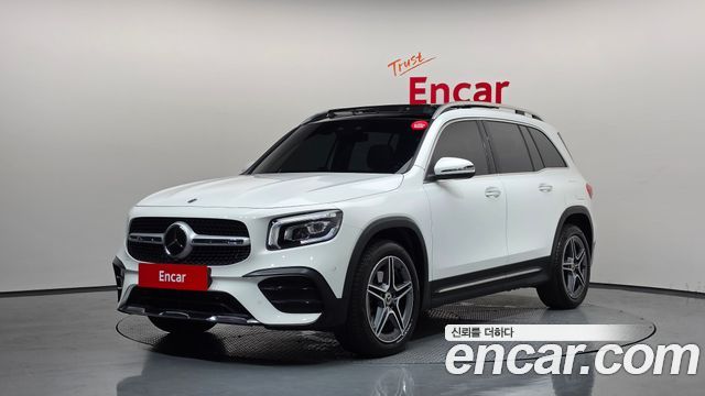Mercedes-Benz GLB 2023
