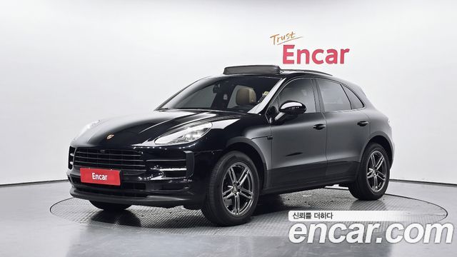 Porsche Macan 2021