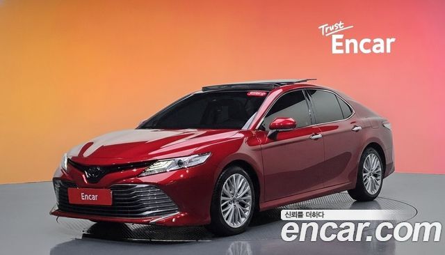 Toyota Camry 2019