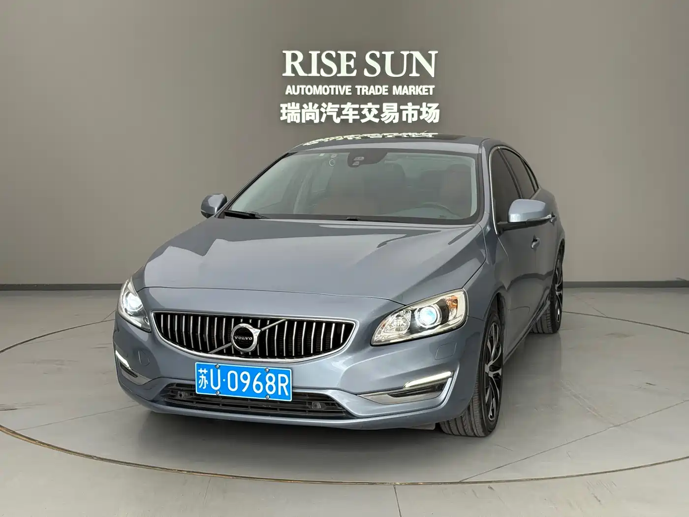 Volvo S60L 2019