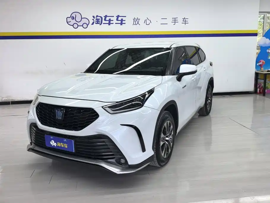 Toyota Crown Kluger 2022