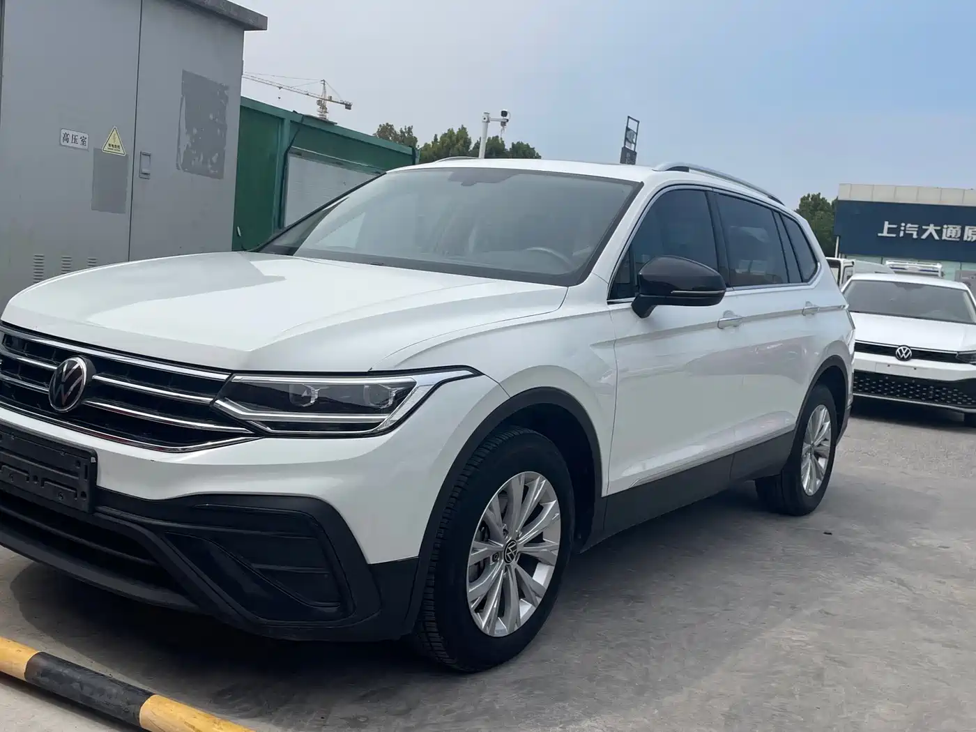 Volkswagen Tiguan L 2024
