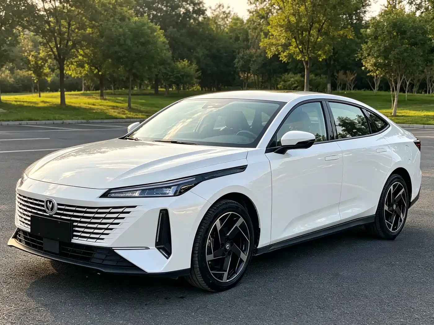 Changan Lamore 2023