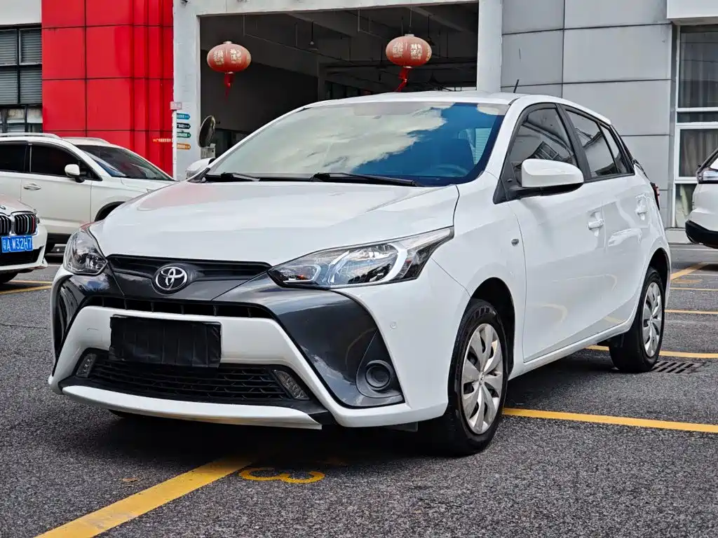 Toyota YARiS L 2019