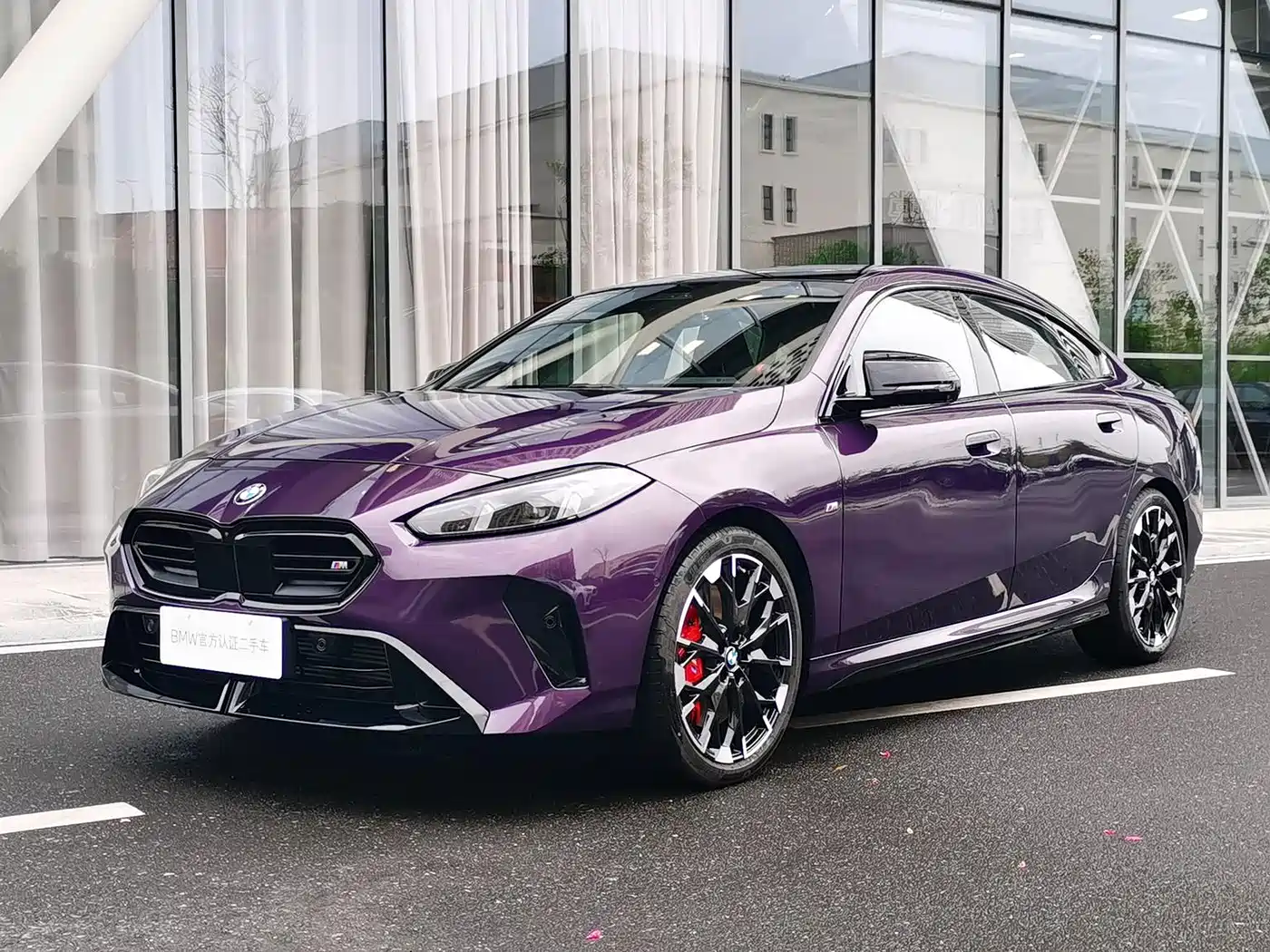 BMW M235L 2025