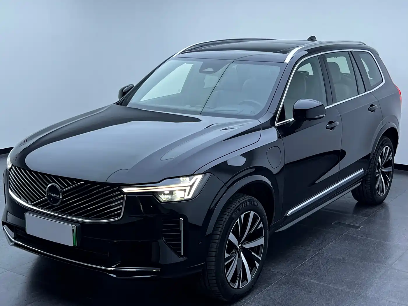 Volvo XC90 HEV 2025