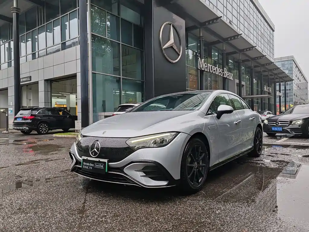 Mercedes-Benz EQE 2023