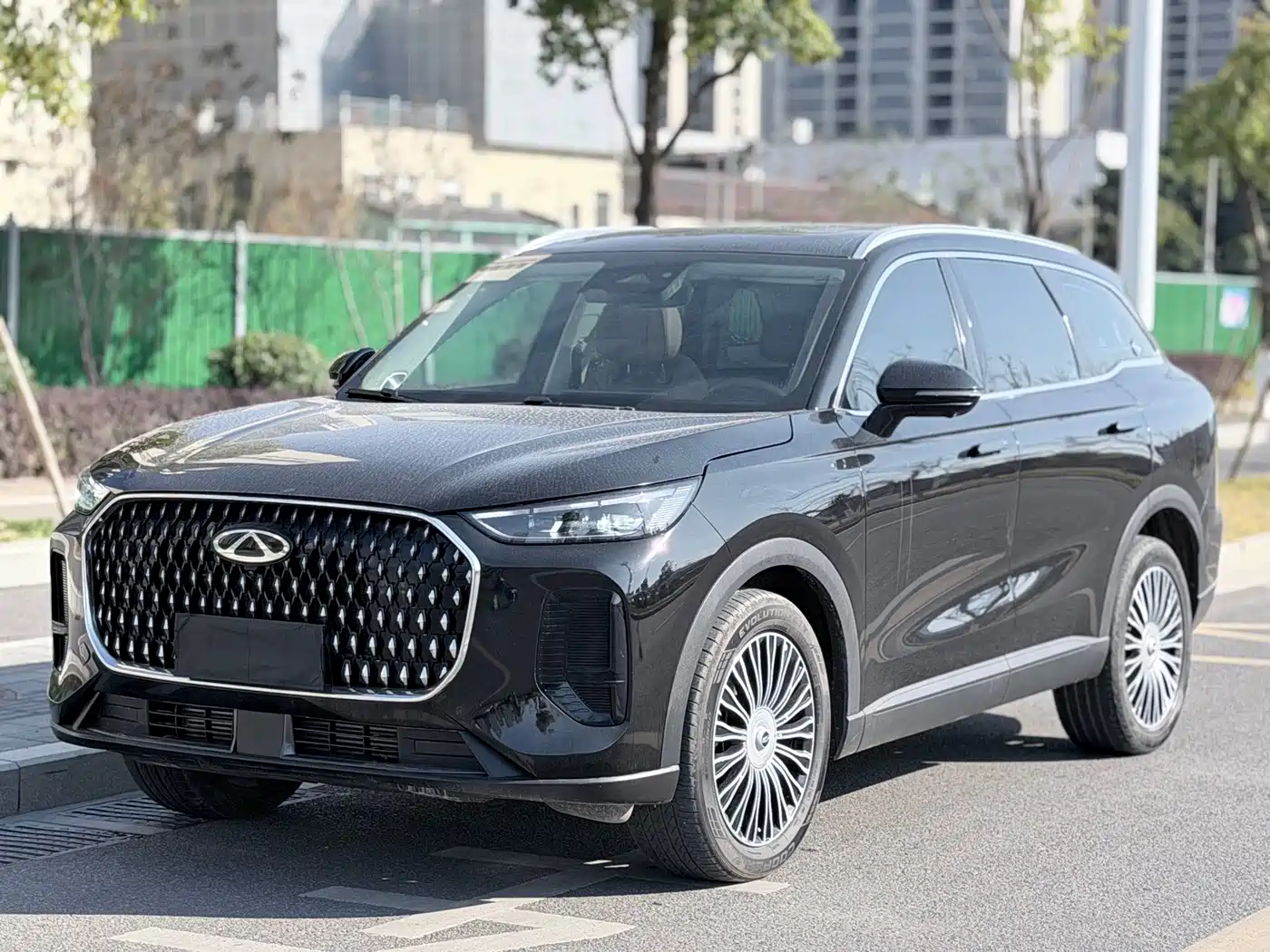 Chery Tiggo 8 L 2024