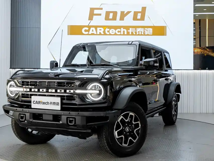 Ford Bronco 2024
