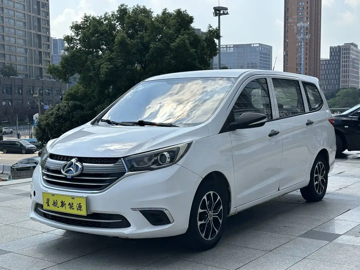 Oshan A600EV 2019