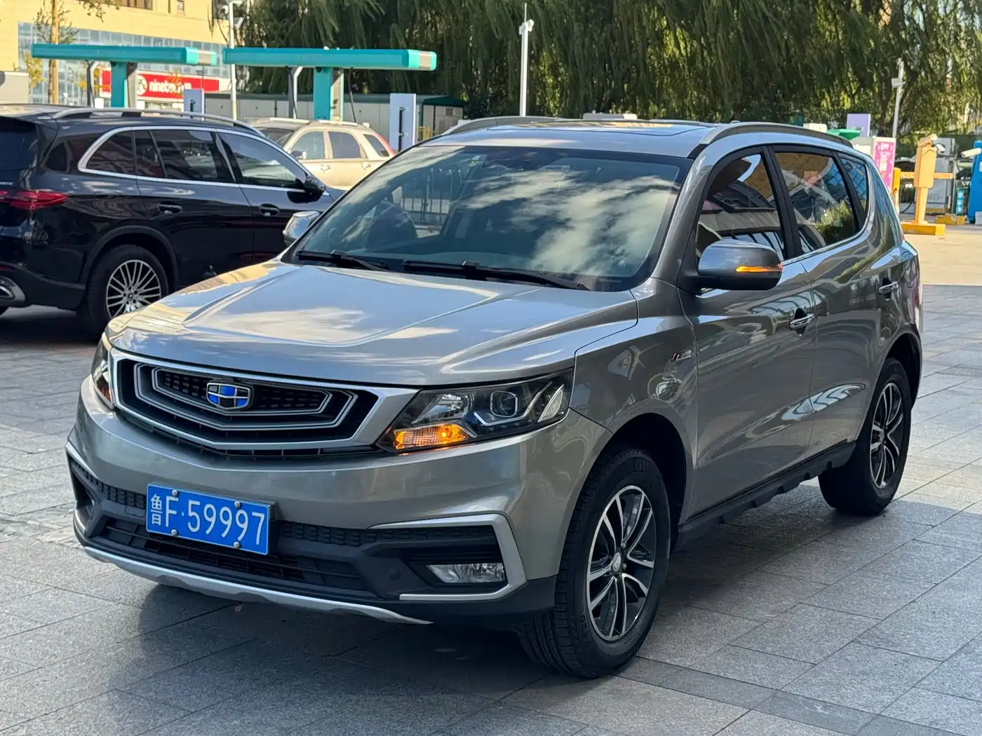 Geely SUV 2019